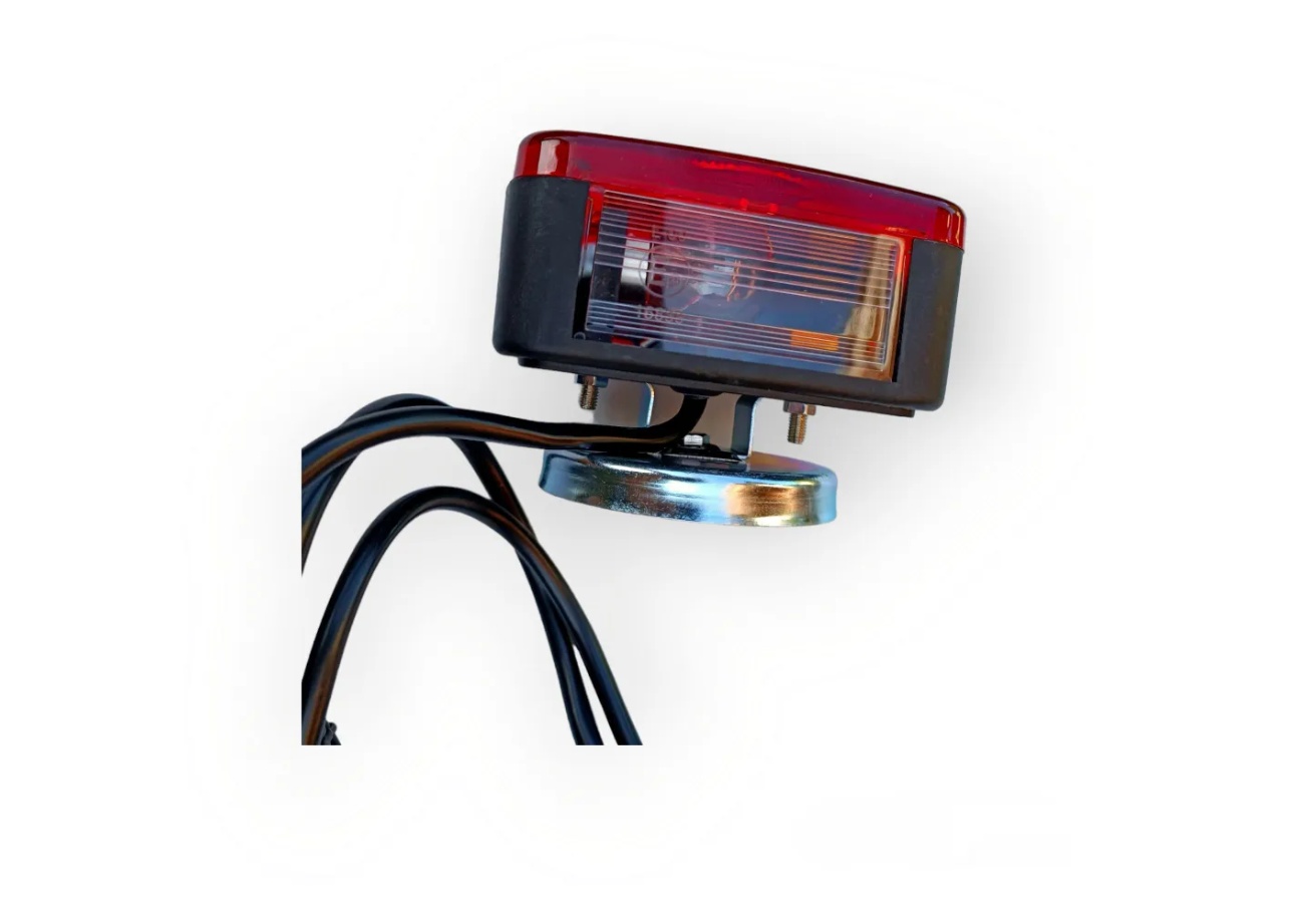 Купить фонари для прицепа с проводкой 7м на магните для лодочного прицепа по цене . Низкие цены. Большой выбор. Доставка по всей России. Интернет-магазин в Москве. Только положительные отзывы!