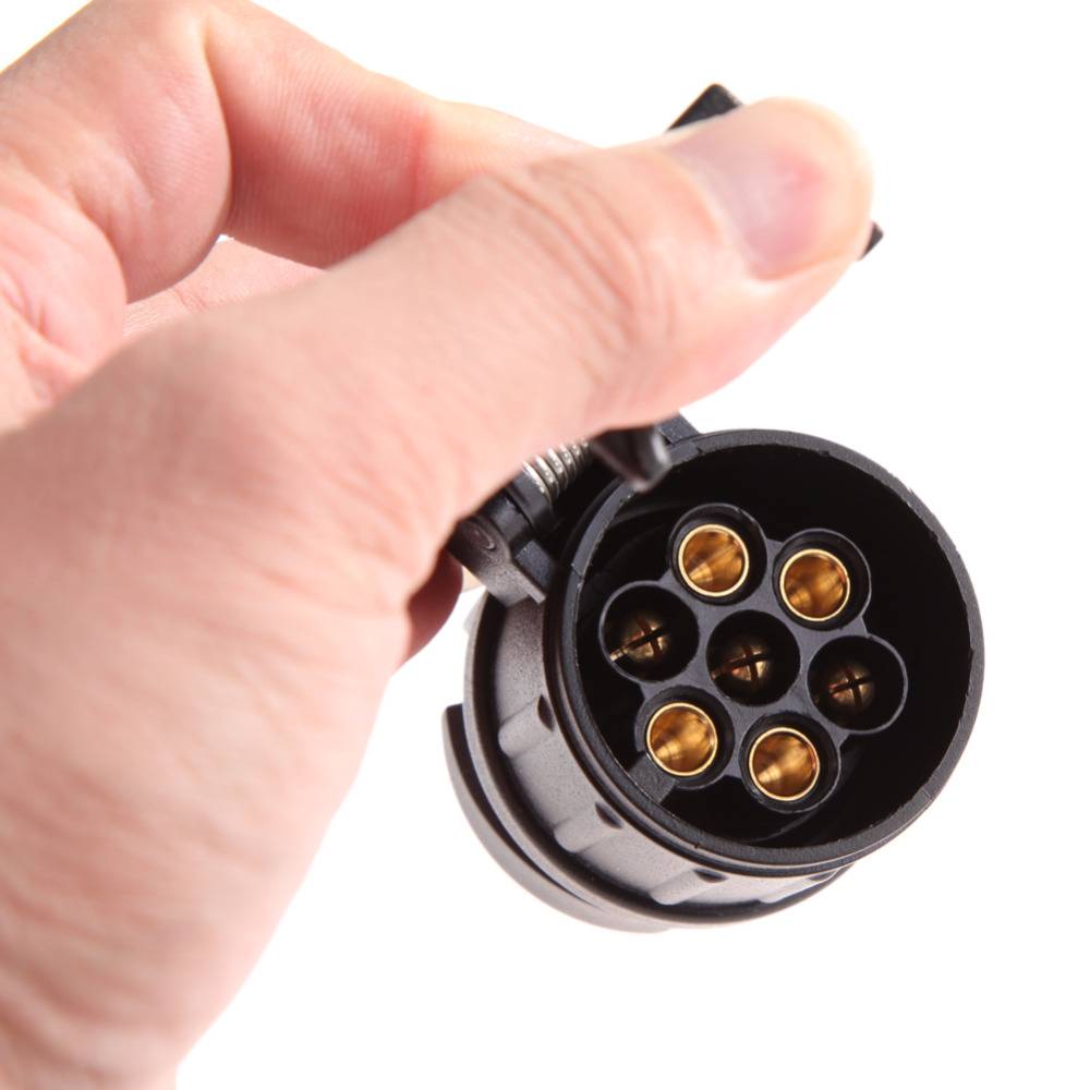 Купить адаптер для автомобильного прицепа 13 / 7 контактов по цене 1 000 р.. Низкие цены. Большой выбор. Доставка по всей России. Интернет-магазин в Москве. Только положительные отзывы!