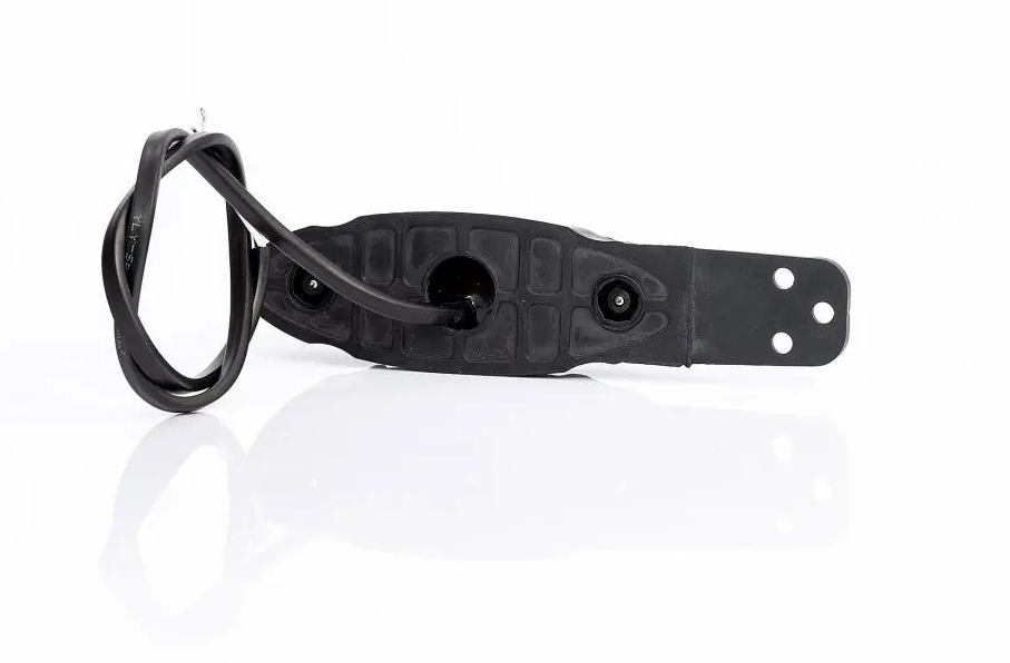 Купить фонарь габаритный fristom ft-038 i led 3-х функциональный светодиодный с прямым кронштейном по цене 1 150 р.. Низкие цены. Большой выбор. Доставка по всей России. Интернет-магазин в Москве. Только положительные отзывы!