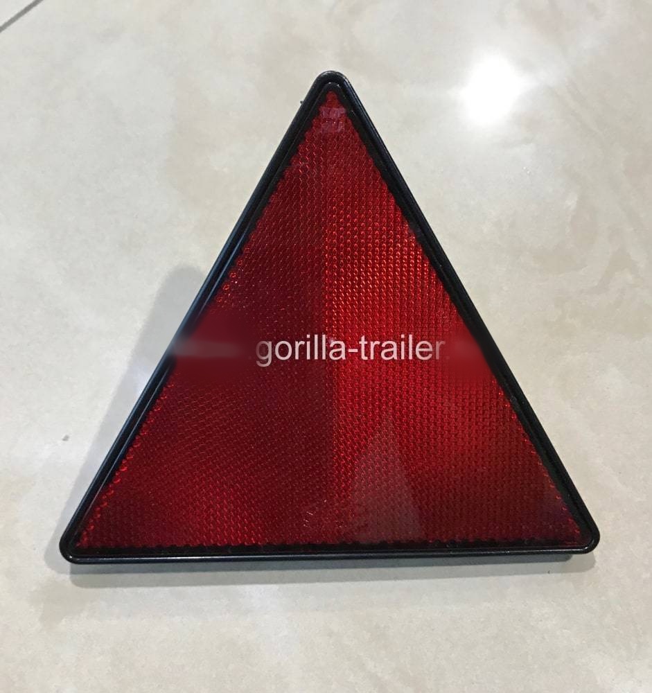 Купить треугольный катафот для прицепа по цене 200 р.. Низкие цены. Большой выбор. Доставка по всей России. Интернет-магазин в Москве. Только положительные отзывы!