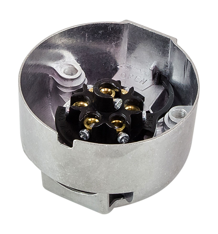 Купить розетка для прицепа металлический корпус 7 контактов по цене 539 р.. Низкие цены. Большой выбор. Доставка по всей России. Интернет-магазин в Москве. Только положительные отзывы!