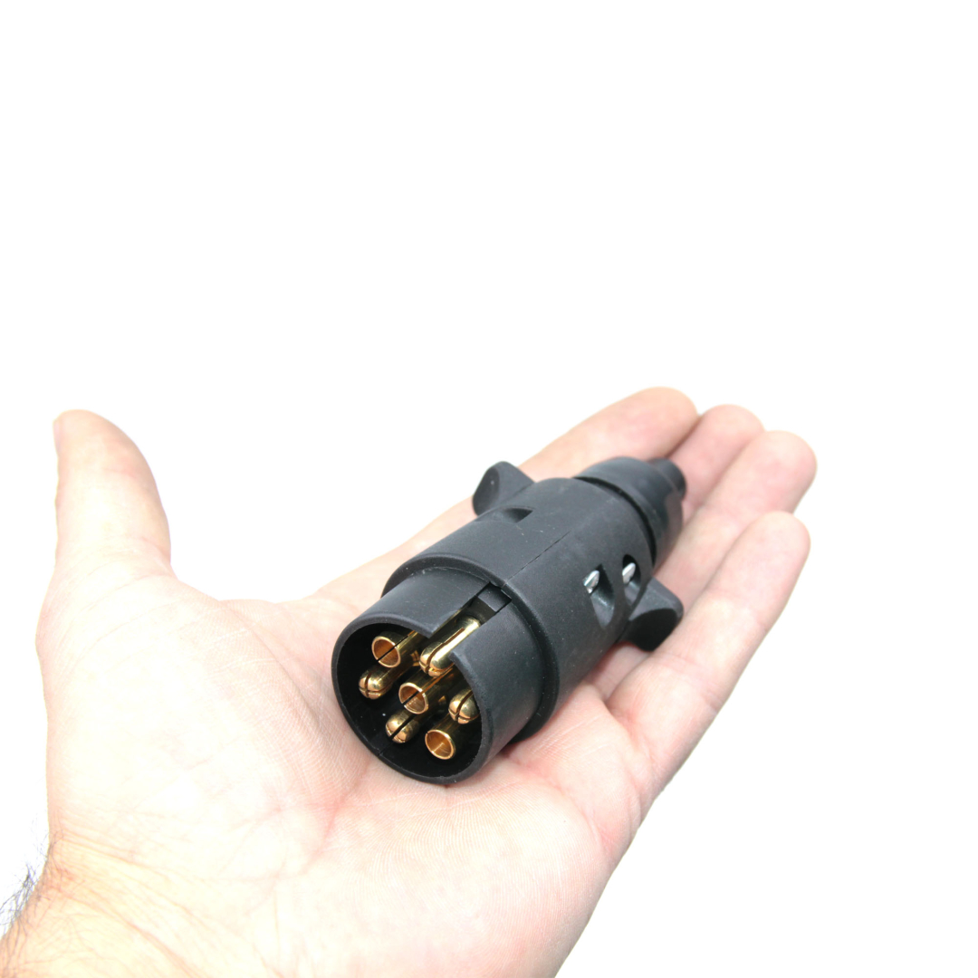 Купить вилка 7pin 12v trailercom 3011 по цене 429 р.. Низкие цены. Большой выбор. Доставка по всей России. Интернет-магазин в Москве. Только положительные отзывы!