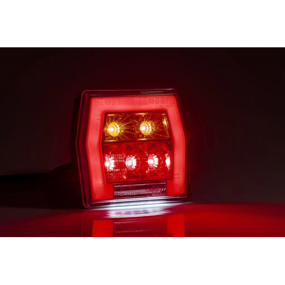 Купить фонарь на прицеп задний fristom ft-121 t led bajonet 4-функциональный светодиодный по цене . Низкие цены. Большой выбор. Доставка по всей России. Интернет-магазин в Москве. Только положительные отзывы!