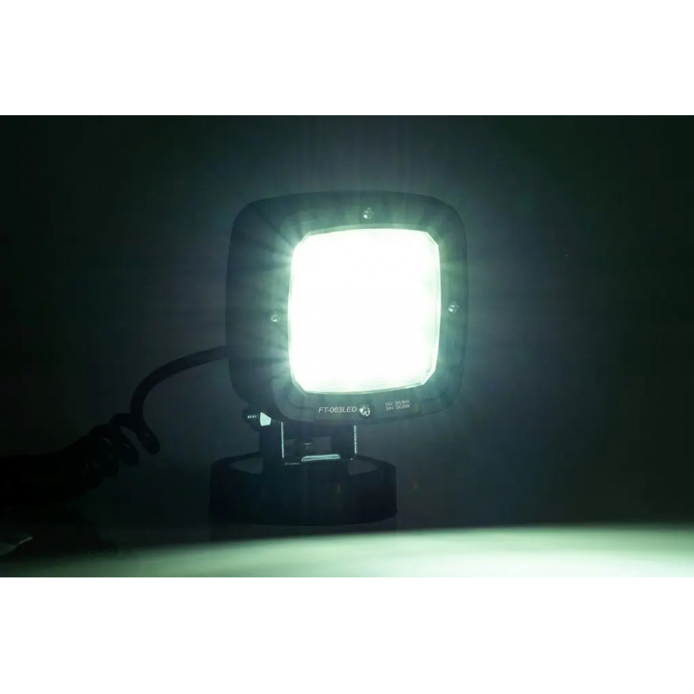 Купить светодиодная фара рабочего света fristom ft-063 led mag m78 на магните с проводом в прикуриватель 7,8 м по цене . Низкие цены. Большой выбор. Доставка по всей России. Интернет-магазин в Москве. Только положительные отзывы!