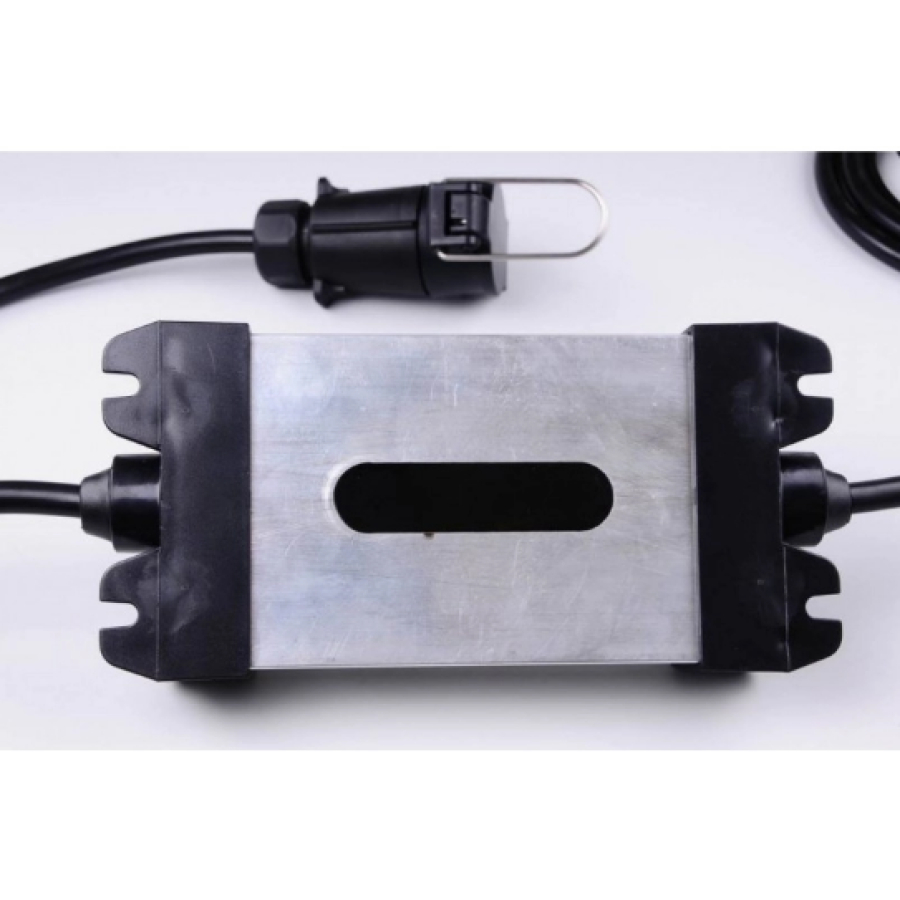 Купить блок управления светодиодной оптикой led control box alu smart fristom по цене . Низкие цены. Большой выбор. Доставка по всей России. Интернет-магазин в Москве. Только положительные отзывы!