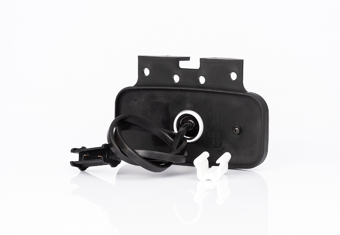 Купить фонарь габаритный диодный белый со светоотражателем с кронштейном fristom ft-075 b+k по цене . Низкие цены. Большой выбор. Доставка по всей России. Интернет-магазин в Москве. Только положительные отзывы!