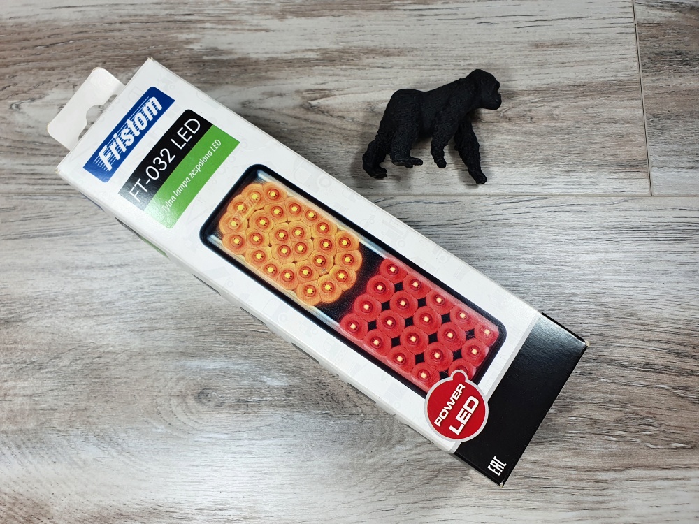 Купить фонарь задний fristom ft-032 led дымчатое стекло с пучком электропроводов по цене . Низкие цены. Большой выбор. Доставка по всей России. Интернет-магазин в Москве. Только положительные отзывы!